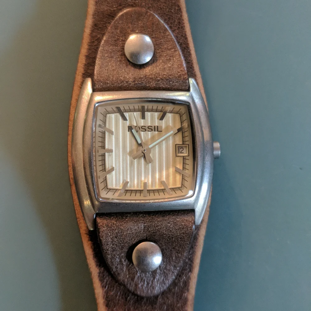 Watch - Picture 2 of 5